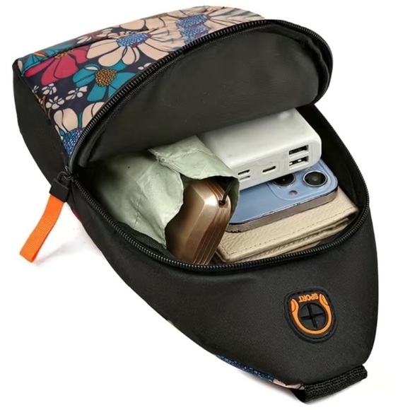 New Floral Colorblock Backpack Crossbody Shoulder Sling Bag NWT - Picture 3 of 16